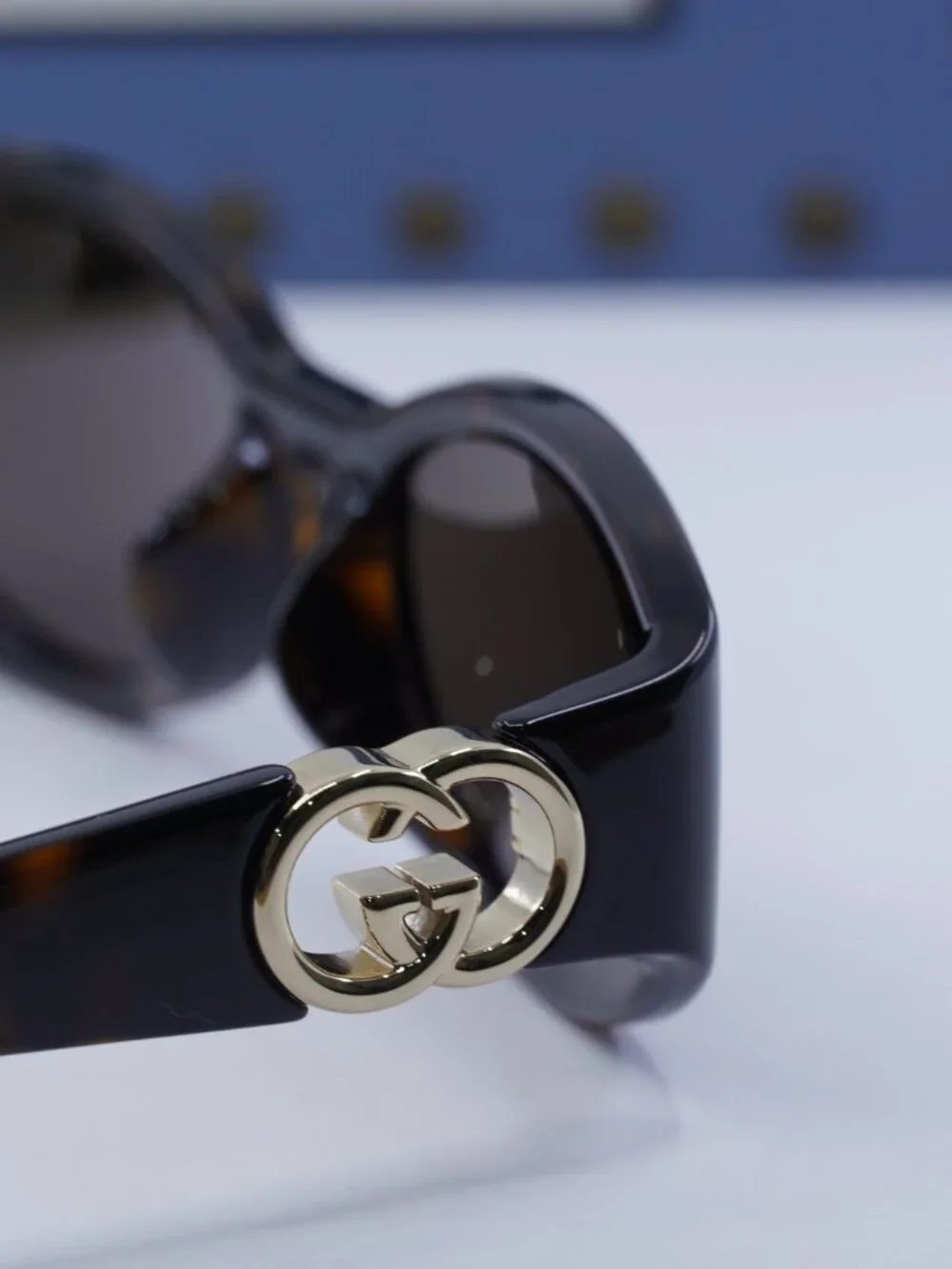 Gucci GG1662SA 002 Oval Sunglasses - Havana\Brown